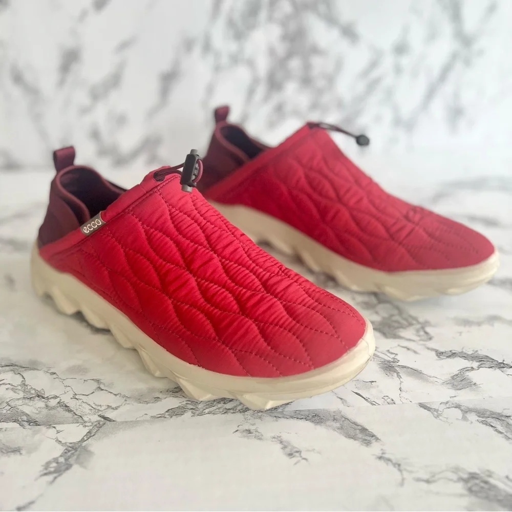 Ecco MX Quilted Red Chili Slipper Sneaker 10 Comfort Lounging